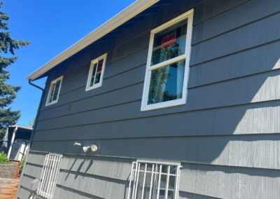 Smith Exteriors exterior remodeling project — Kent WA home with new siding and windows
