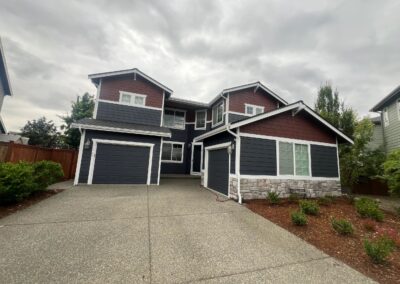 Smith Exteriors exterior remodeling project — Kent WA home with new siding and windows
